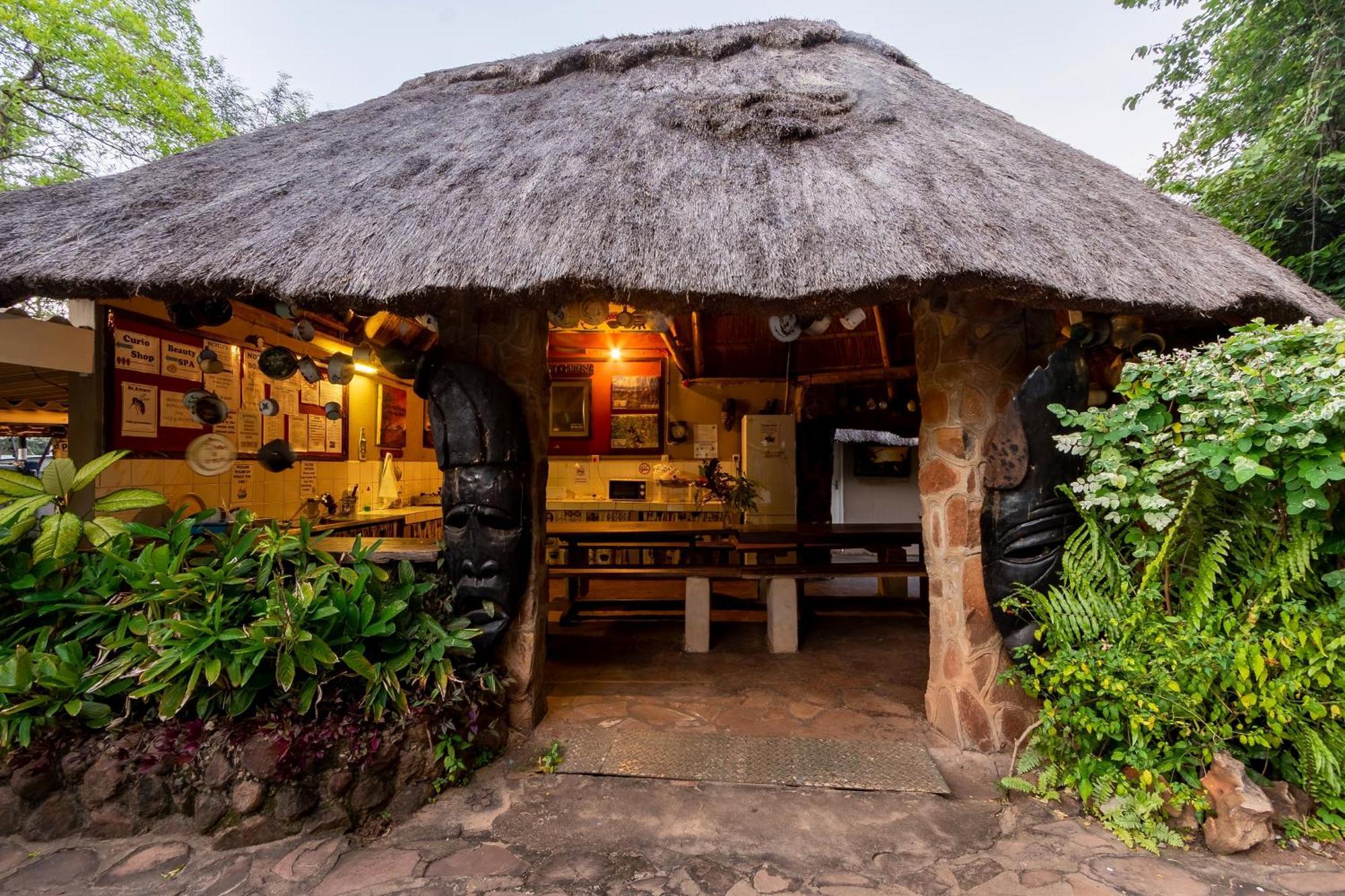 Victoria Falls Backpackers Lodge- Camp Sites 外观 照片